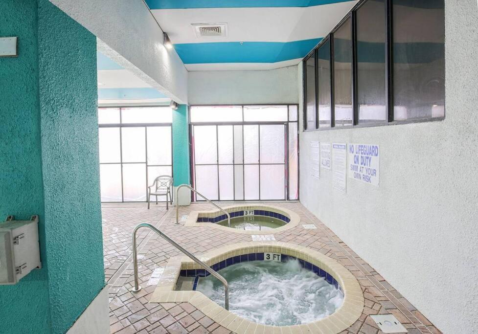 Remodeled Oceanview Suite, Small Dogs Ok 1738 Миртл-Бич Экстерьер фото